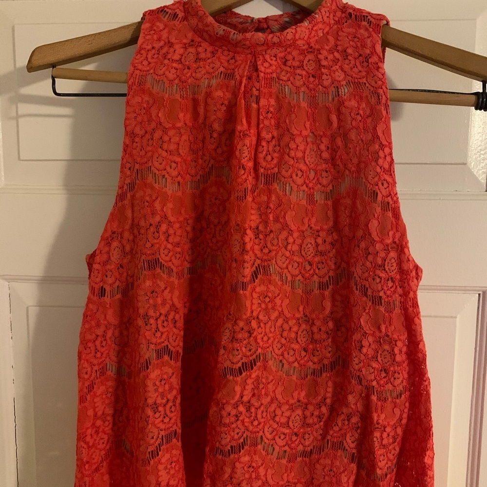 Lace Sleeveless Top
